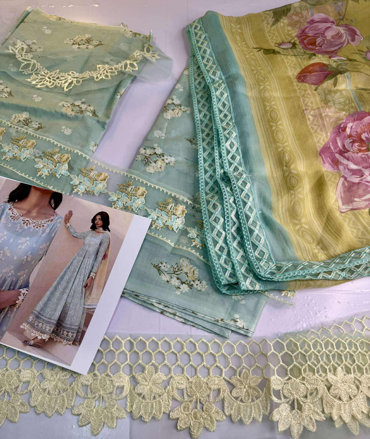 Iznik Lawn Sky embriodery with ready to wear duppata