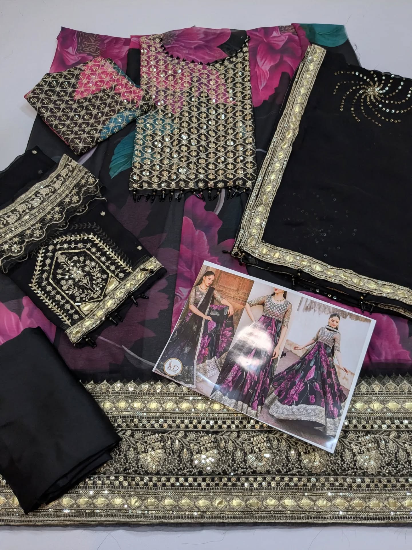 Iznik Embroidered Chiffon Digital Print Maxi Lahenga