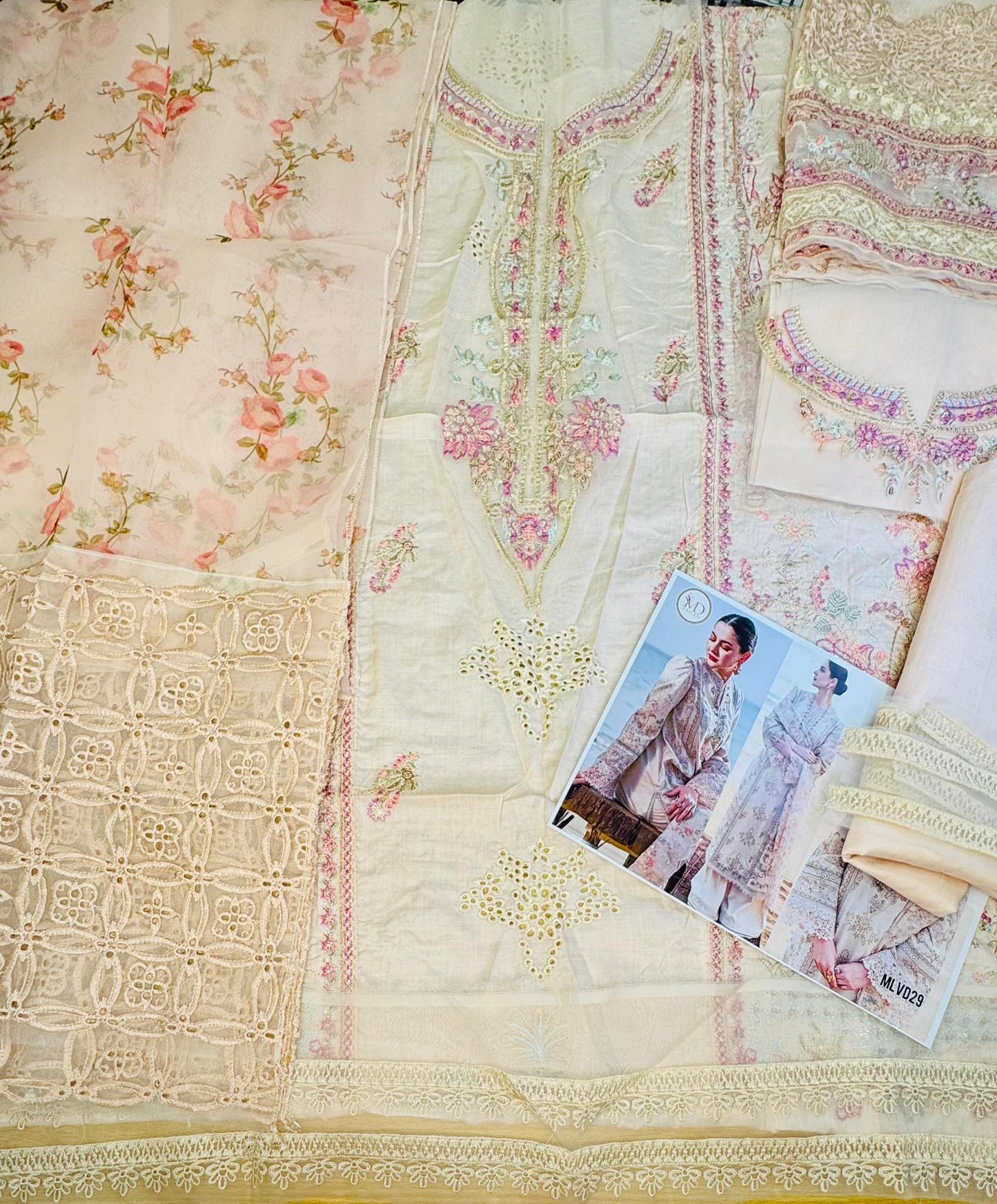 QALAMKAR KHANSA SAHIL LUXURY LAWN UNSTICH
