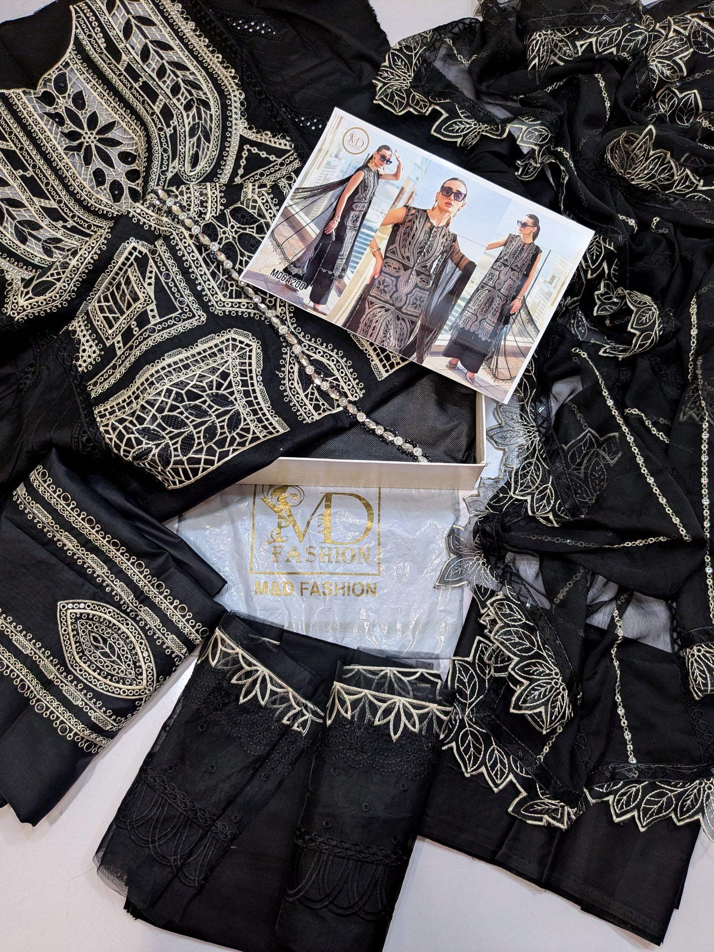 MARIA B LUXURIOUS LAWN BLACK 8B