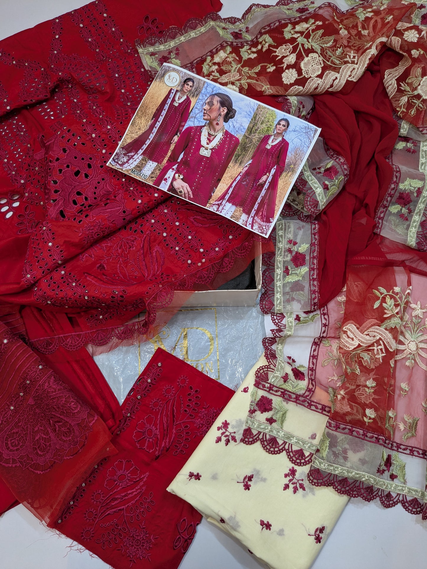 SAIRA SHAKIRA SHAMS CHIKENKARI LAWN RED WHITE