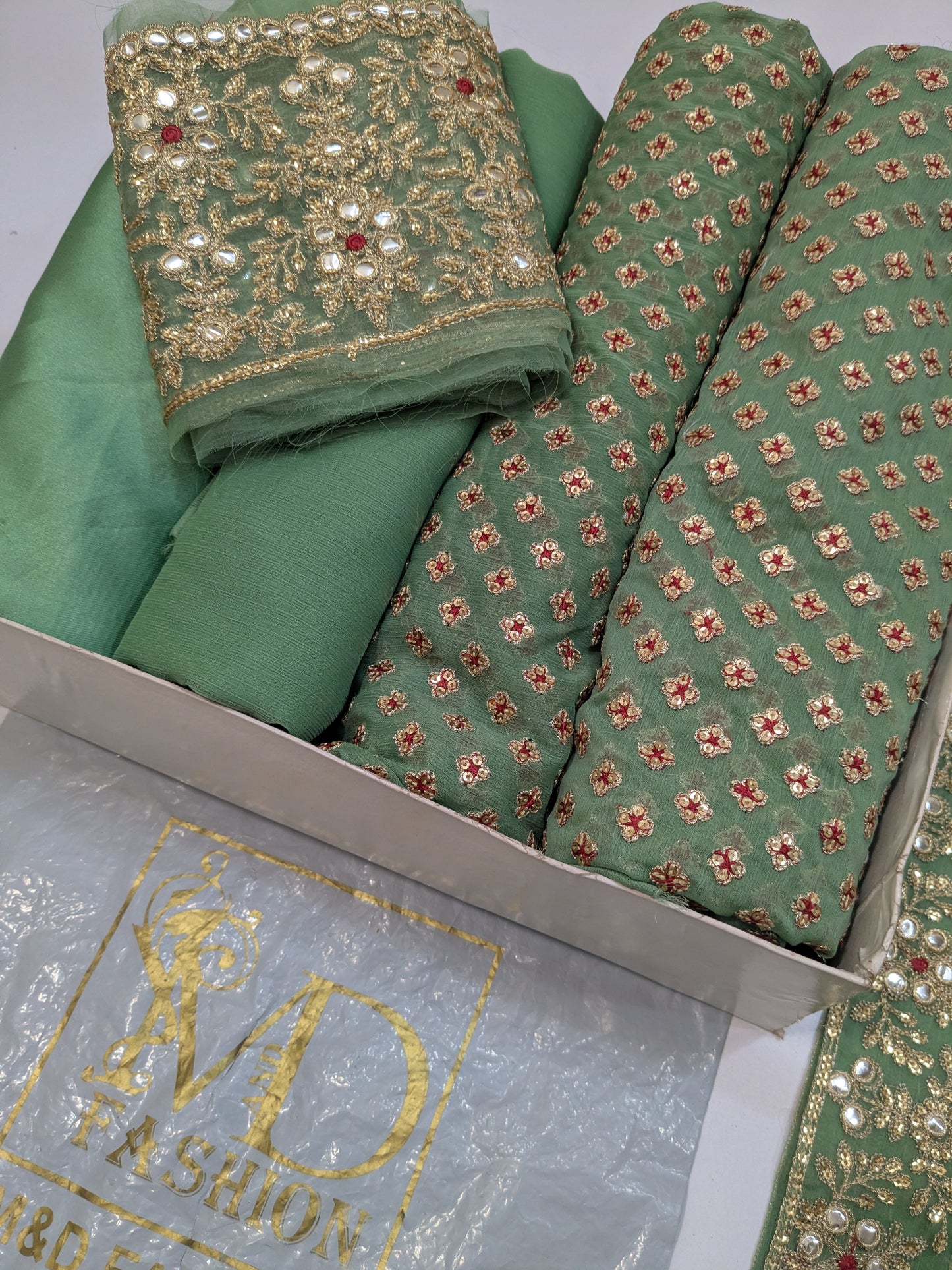 KAREENA KAPOOR GREEN ARPITA MEHTA CHIFFON DRESS