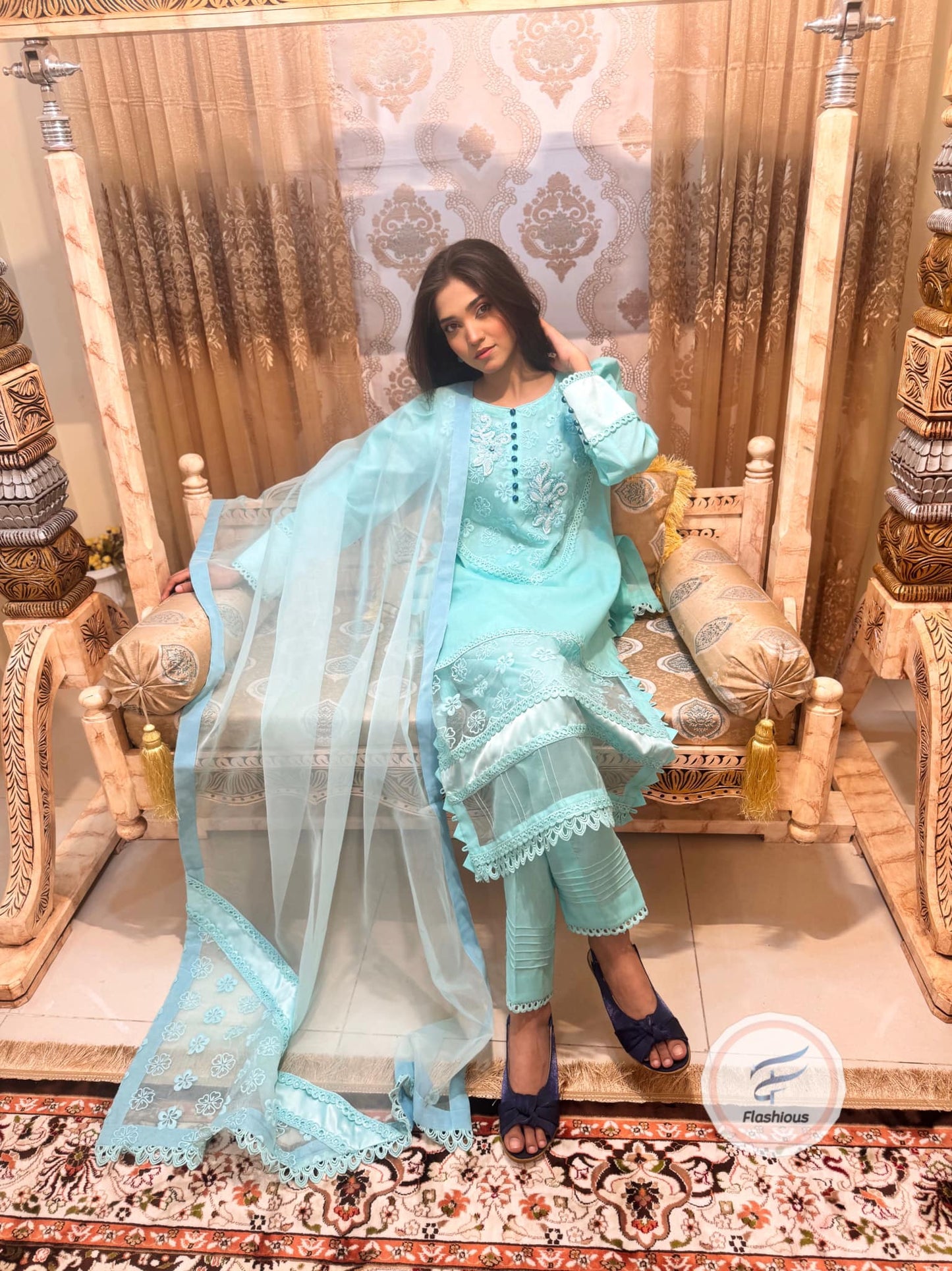 Lawn & Organza AQUA Sensations 3-Piece Ready To Wear