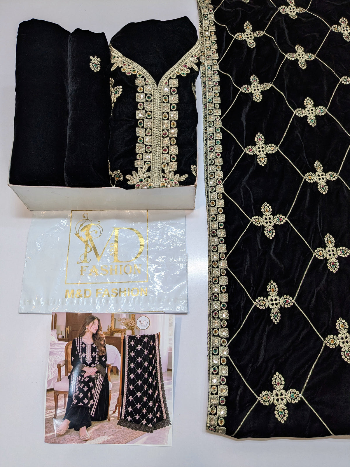 ZARQÉ KaliJaal Black Velvet Suit with Makhmal Shawl Embroidered