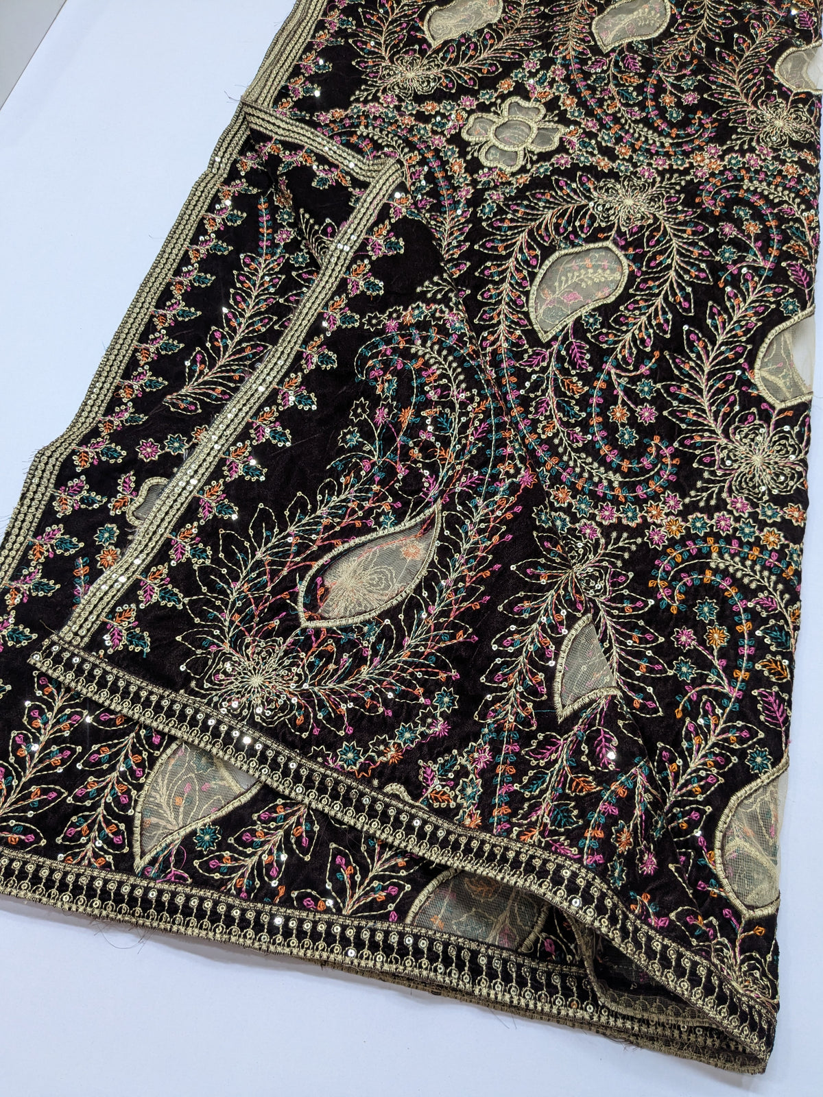 Brown Velvet Suit Cutwork Carving Heavy Shawl