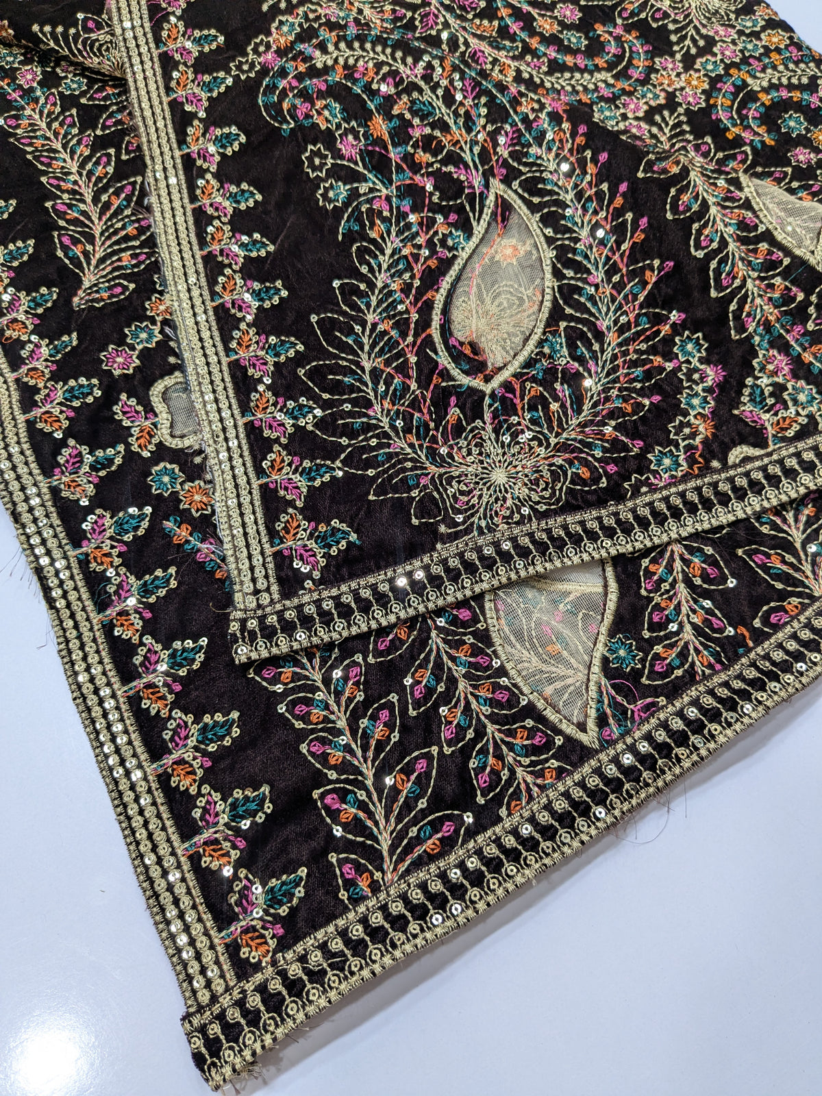 Brown Velvet Suit Cutwork Carving Heavy Shawl
