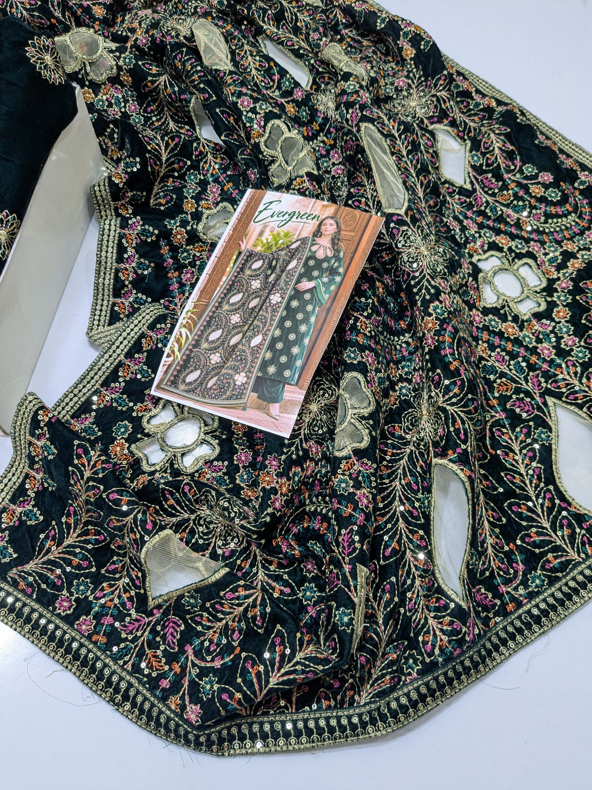 Evergreen Velvet Suit Cutwork Carving Heavy Shawl