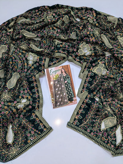 Evergreen Velvet Suit Cutwork Carving Heavy Shawl