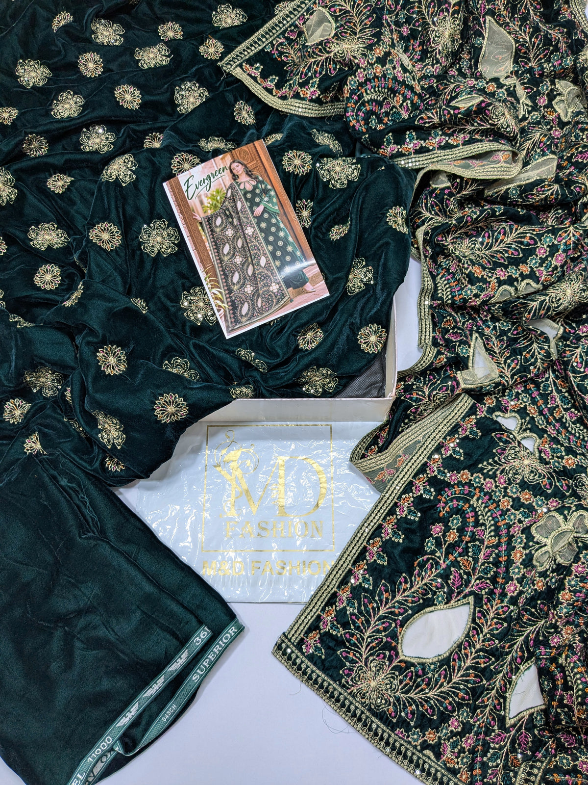 Evergreen Velvet Suit Cutwork Carving Heavy Shawl