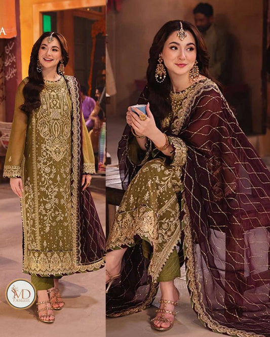 Asim Jofa Chamkeeli Hania Dress