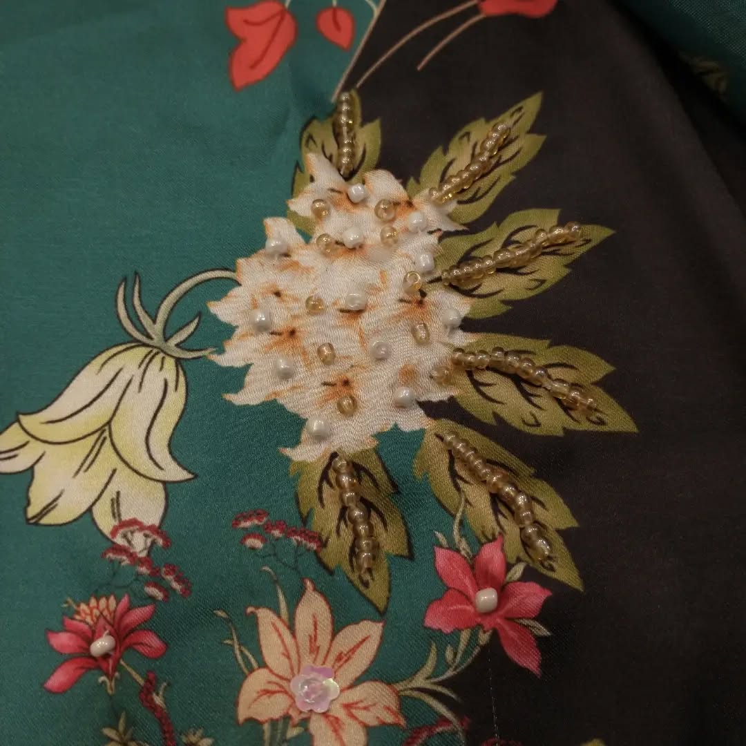 LULUSAR EMERALD HAND EMBELISHED CHARMEUSE SILK 3PC