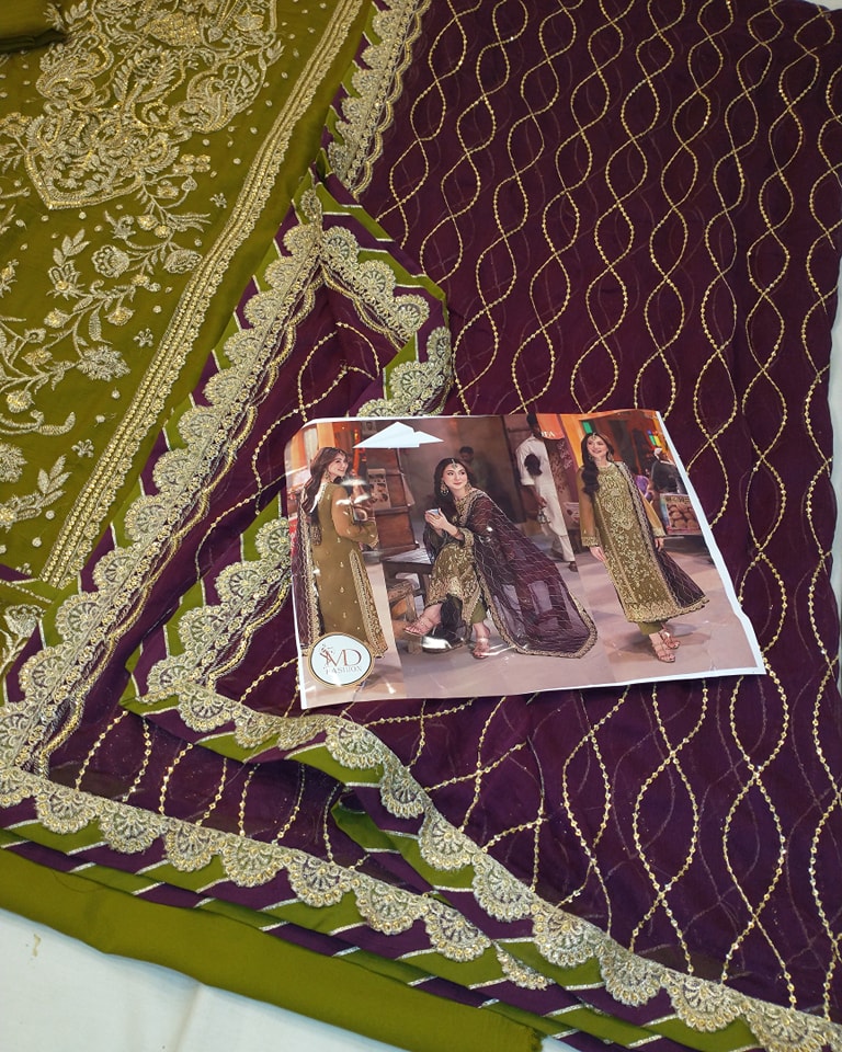 Asim Jofa Chamkeeli Hania Dress