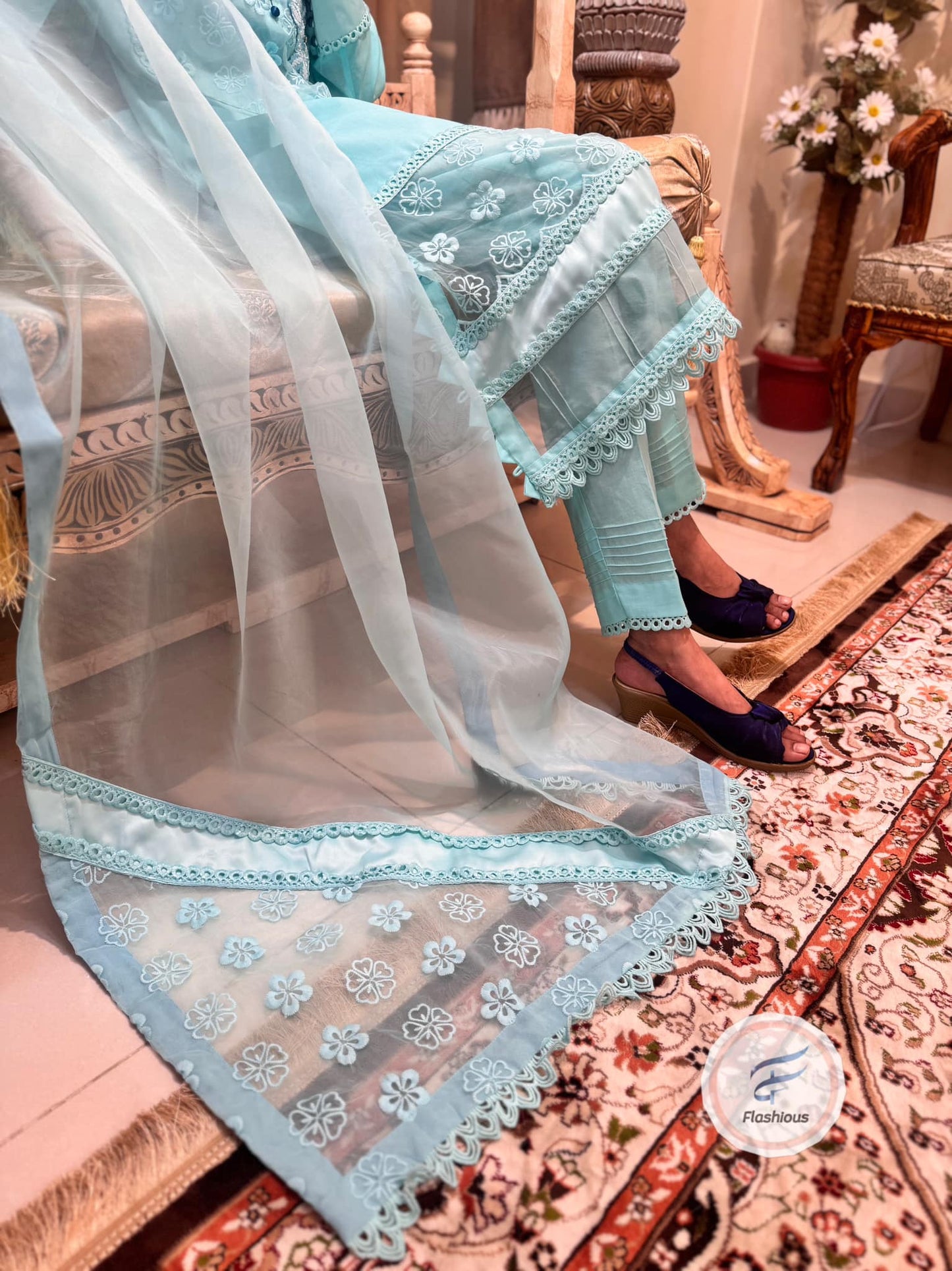 Lawn & Organza AQUA Sensations 3-Piece Ready To Wear