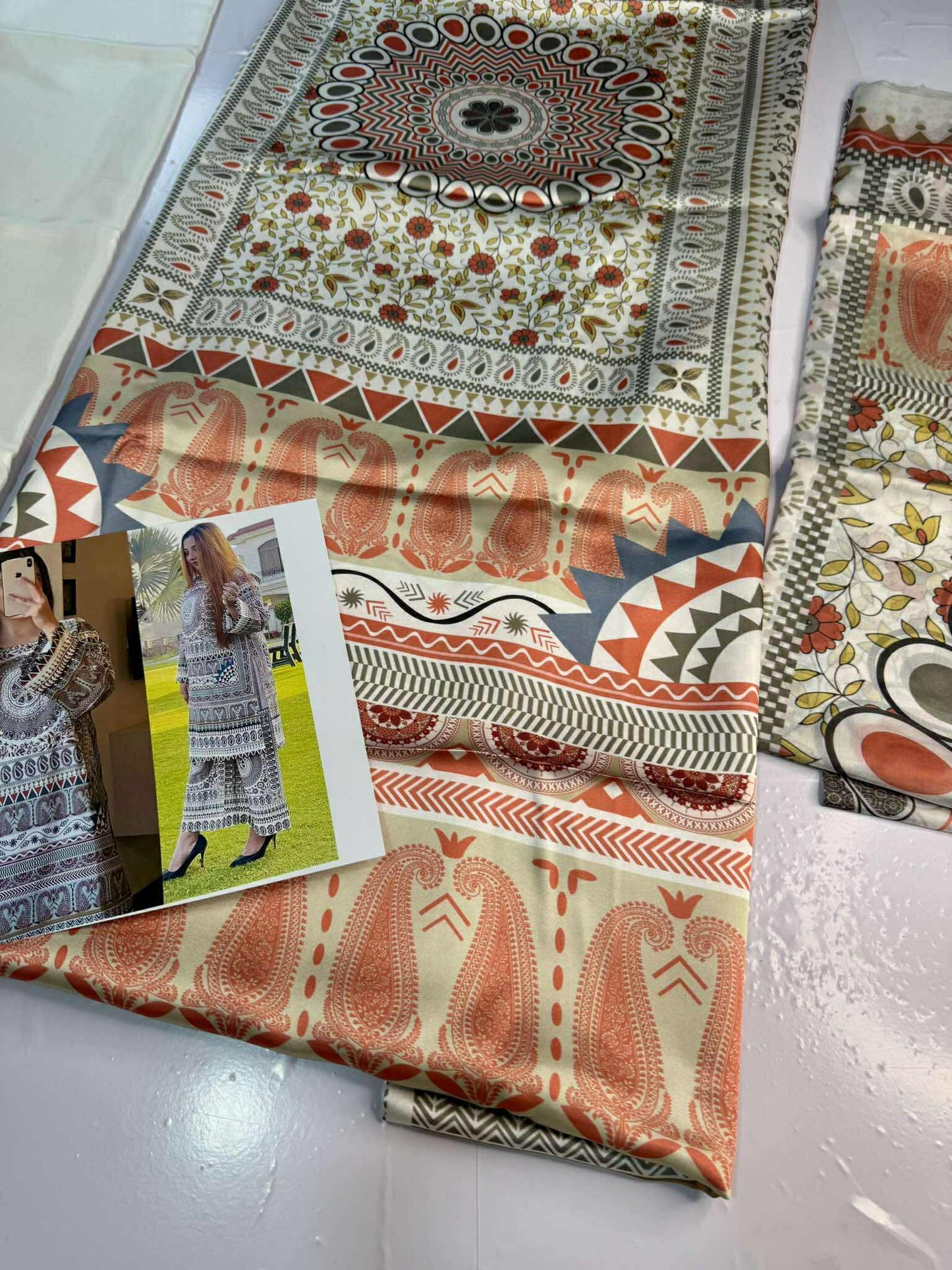 Lulusar Digital Printed SILK white