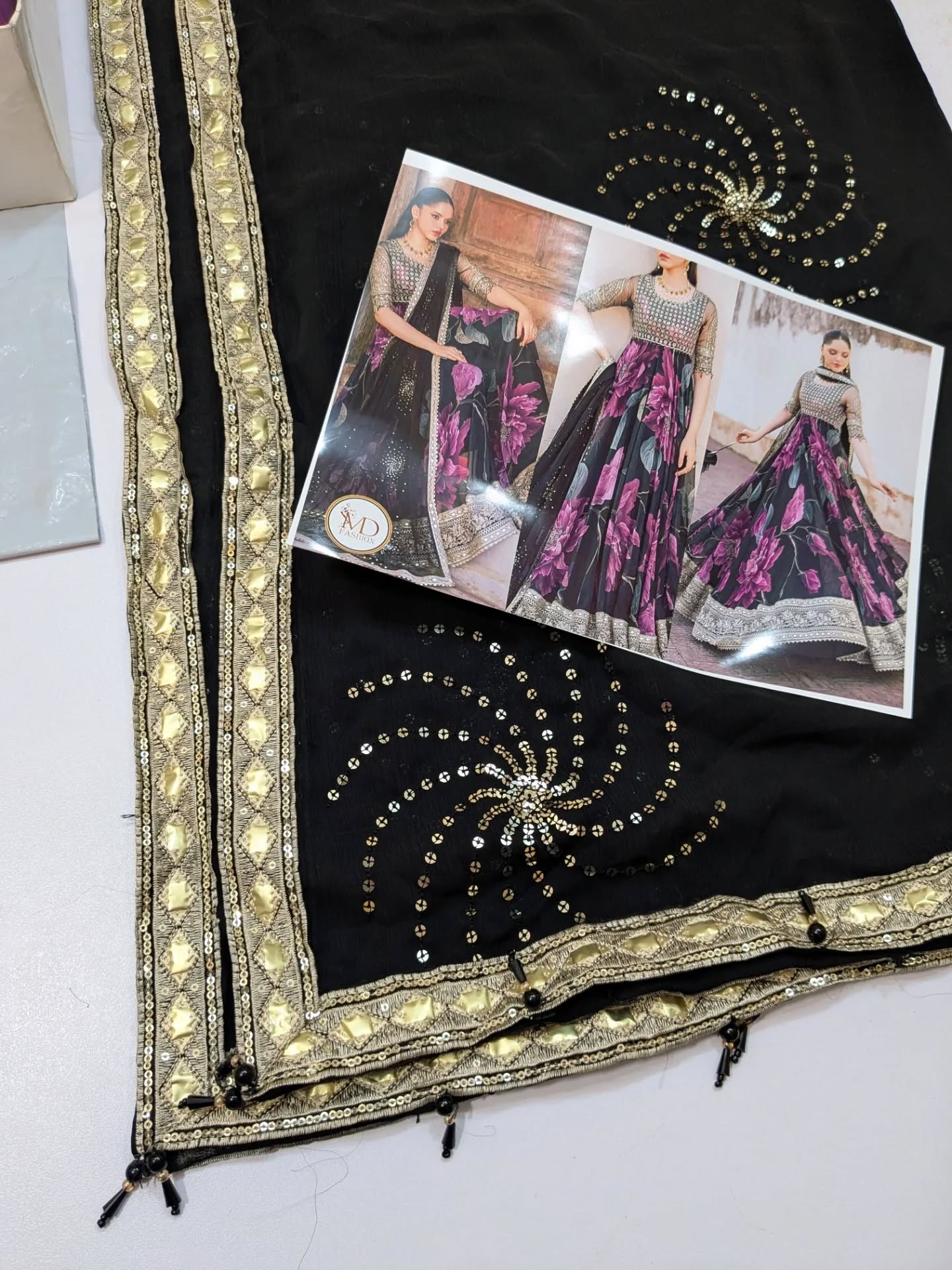 Iznik Embroidered Chiffon Digital Print Maxi Lahenga