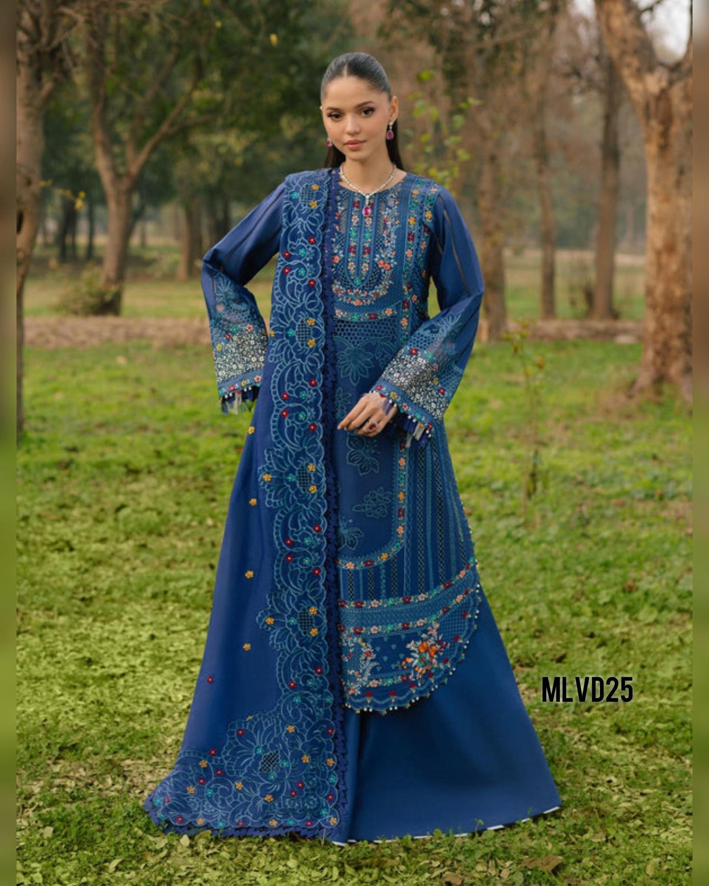 BIN ILYAS LUXURY LAWN CHIKENKARI EMBROIDERED