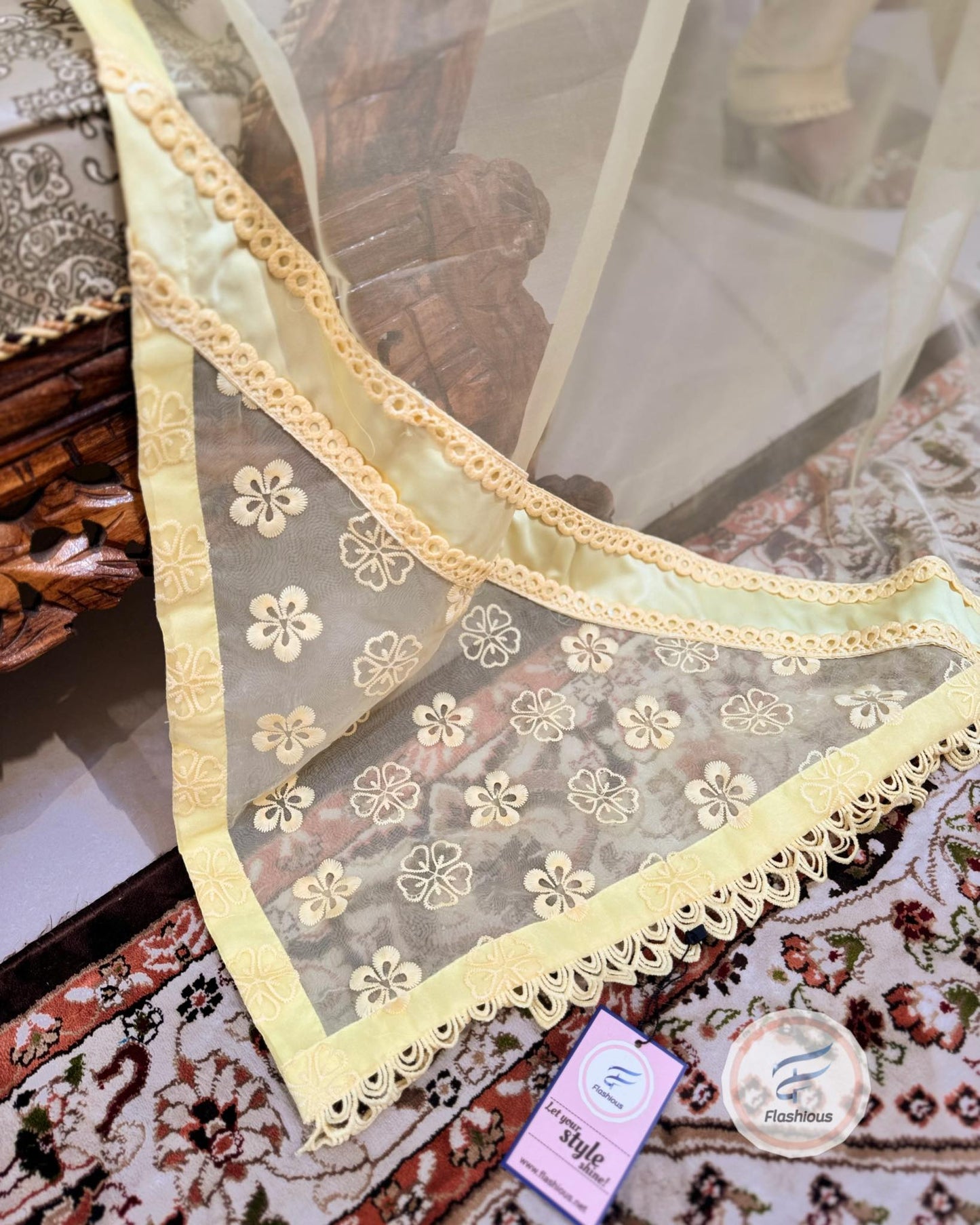 LEMON Lawn & Organza Sensations 3-Piece Ready To Wear