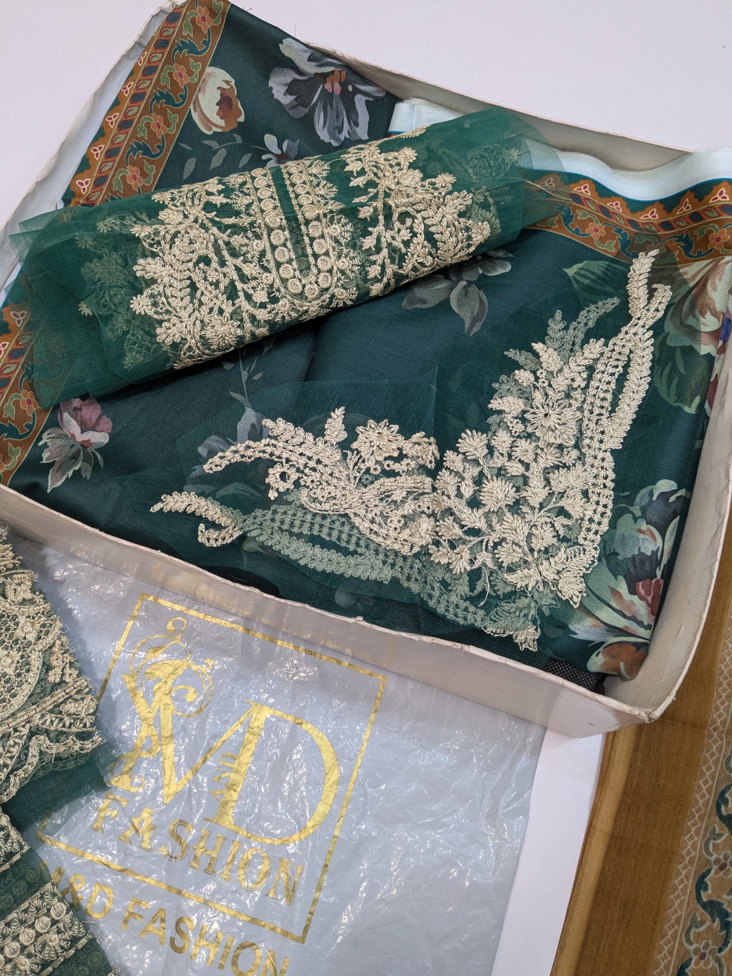 ZAINAB CHOTANI GREEN LAWN EMBROIDERED DRESS