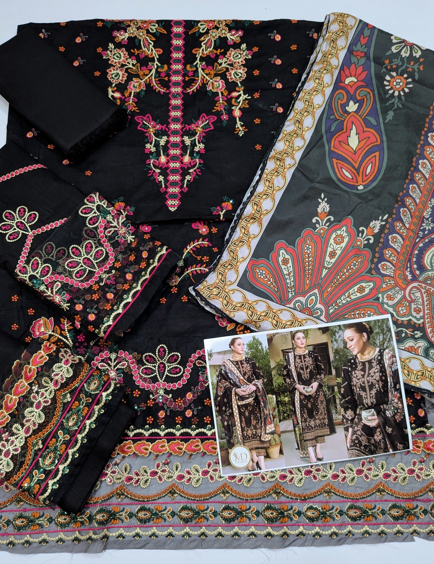 ANEELA KHADDAR EMBROIDERED MOMINA BLACK 3pcs