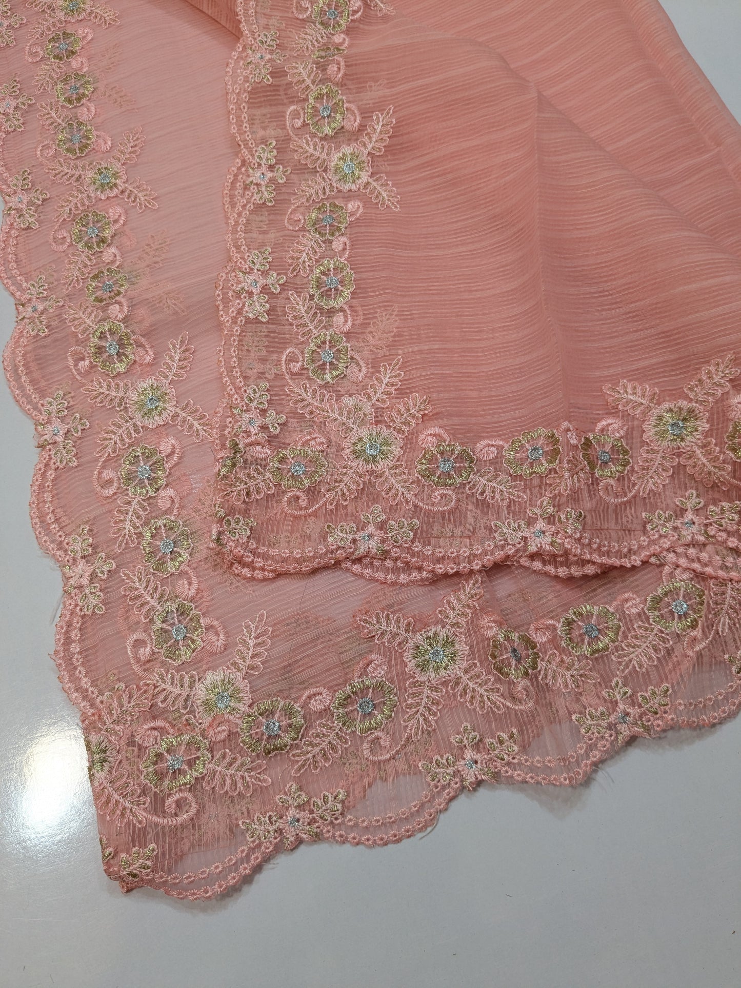Rang Rasiya Eshal Luxury Lawn Embroidered