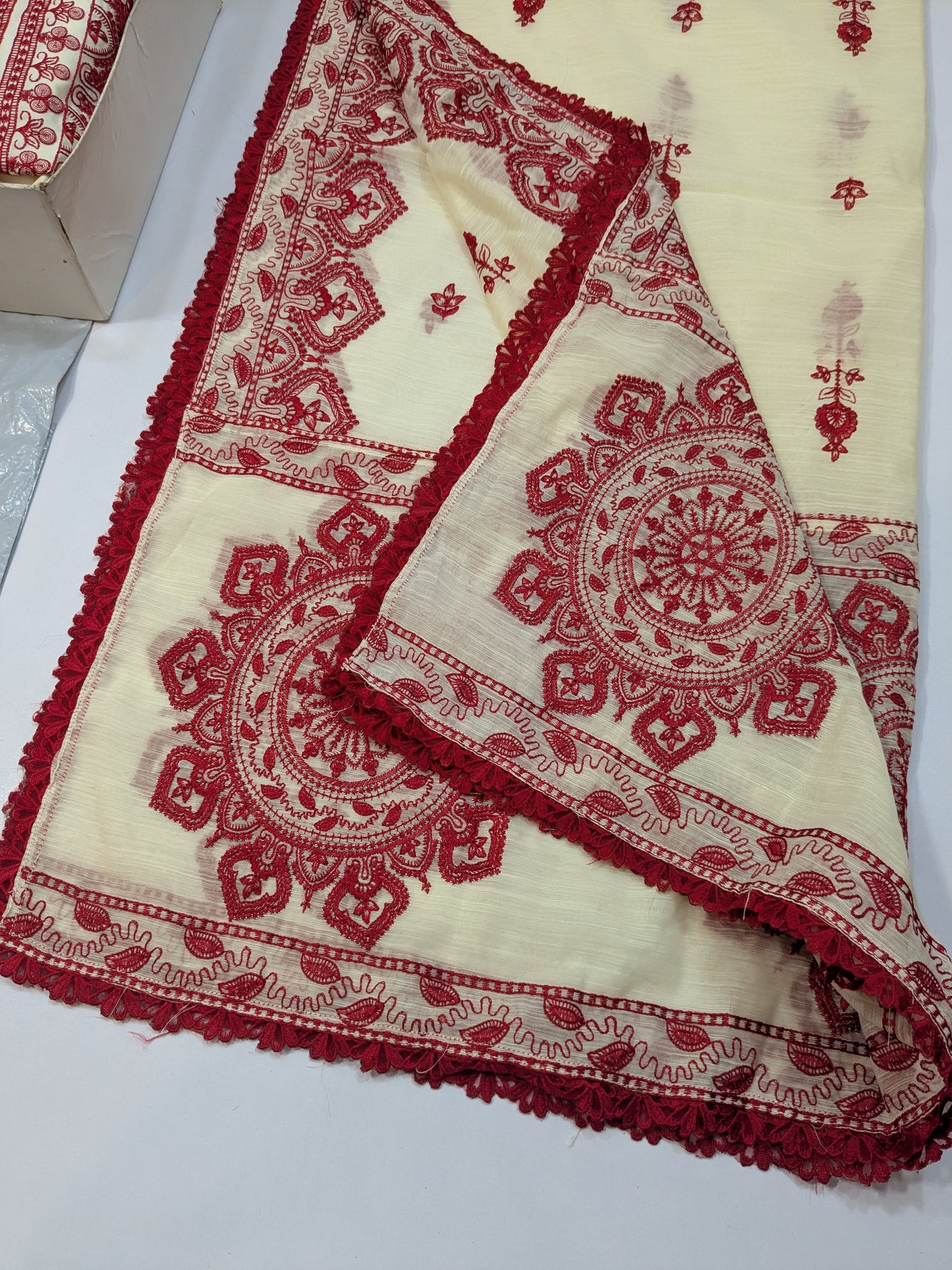ANEELA RUBY CREAM LUXURIOUS LAWN