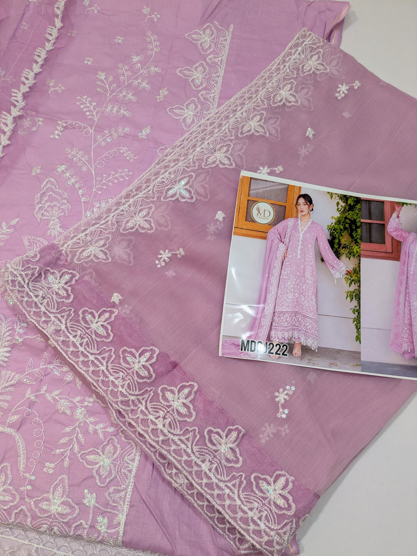 MAHIRA LUXURY LAWN PINKISH MOUVE WITH WHITE EMBROIDERY