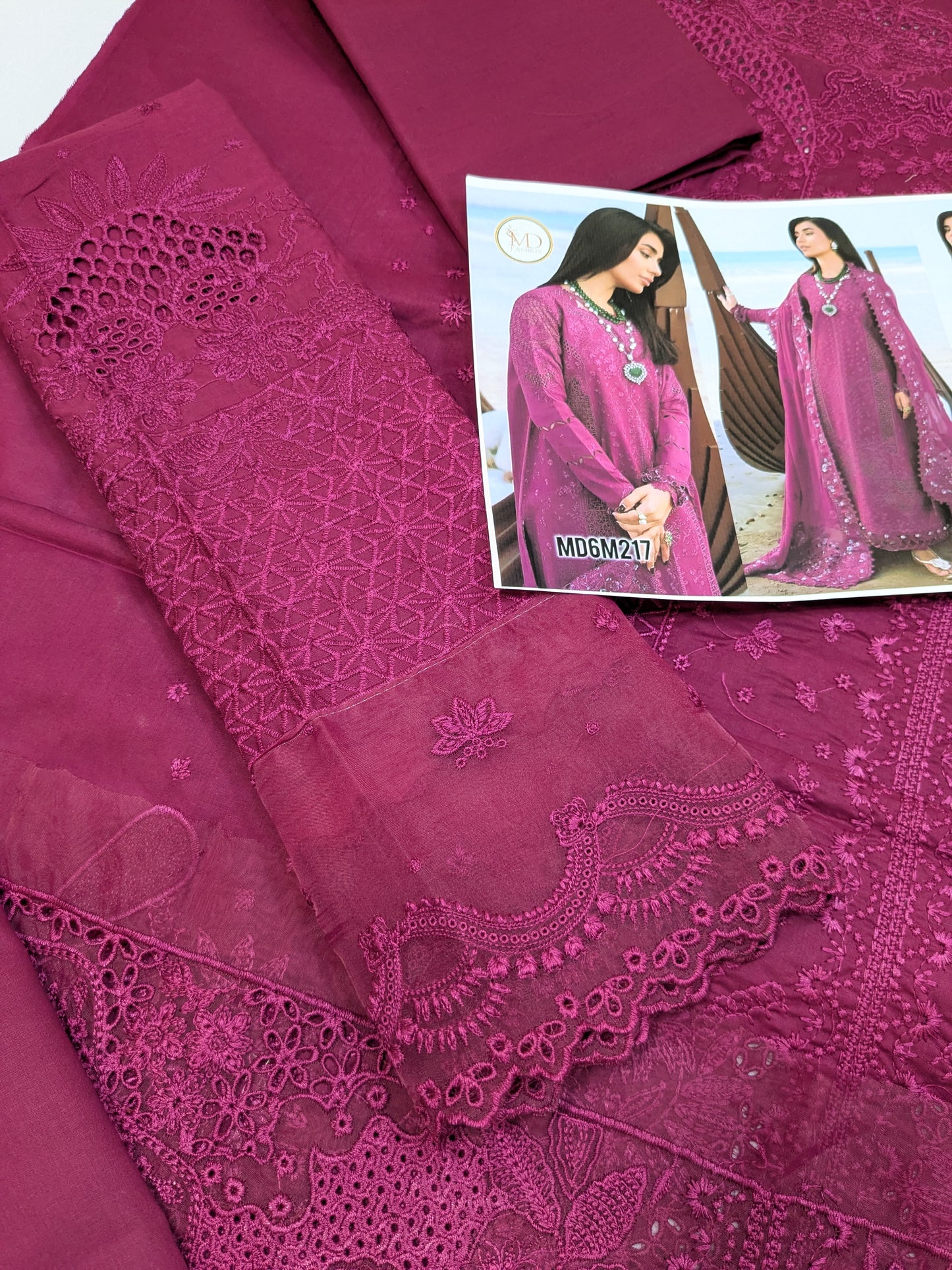 QALAMKAR ZARA SAHIL KINARAY LUXURIOUS LAWN