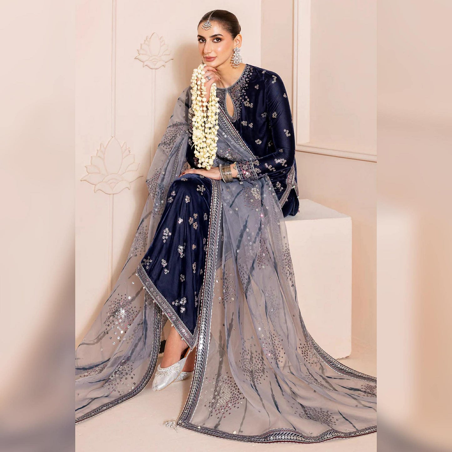 JAZMIN BLUE VELVET WITH GRAY DUPATA 3PC
