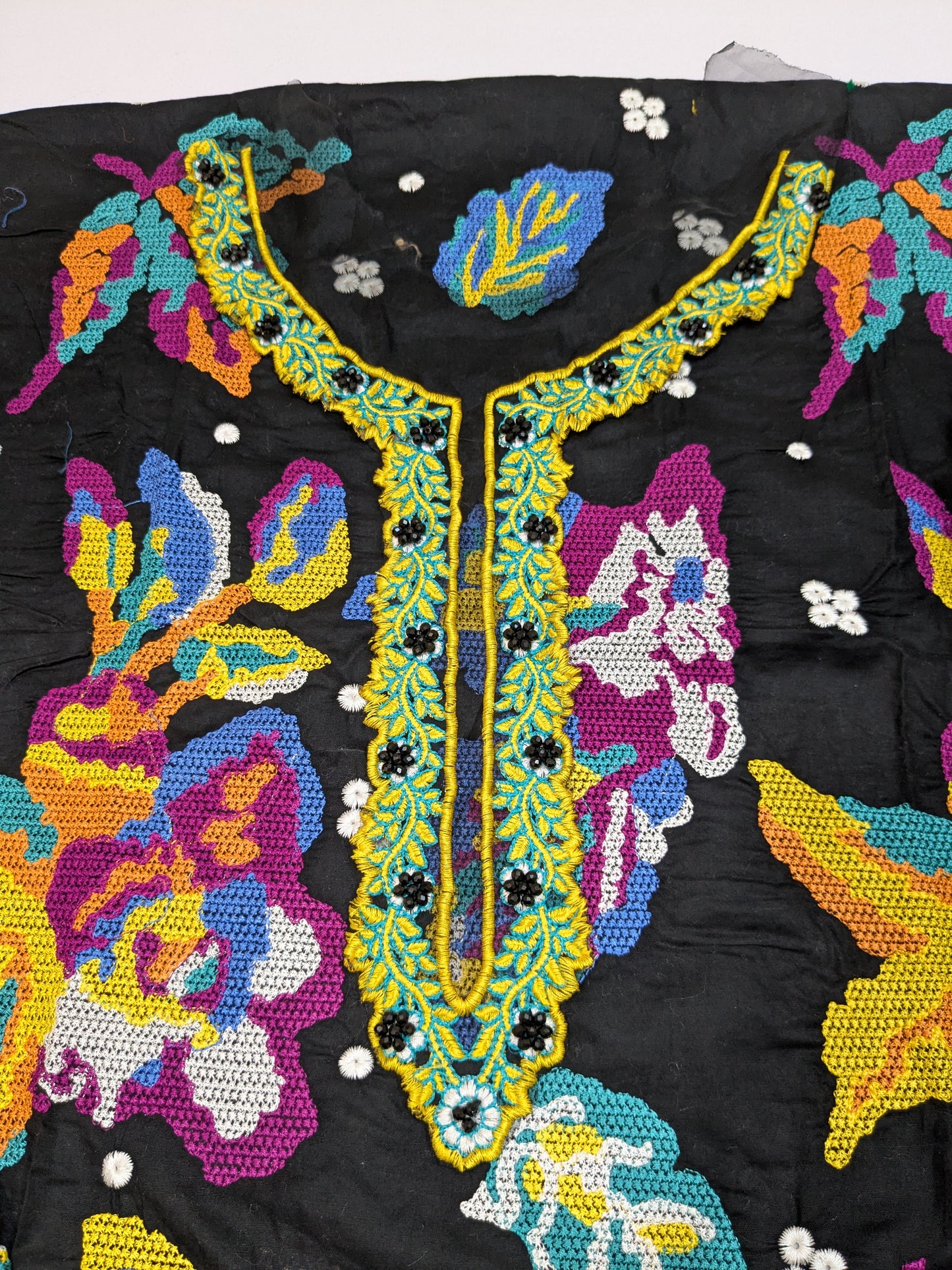 MUSHQ ESMEL AMARIN BLACK MULTI LUXURIOUS LAWN