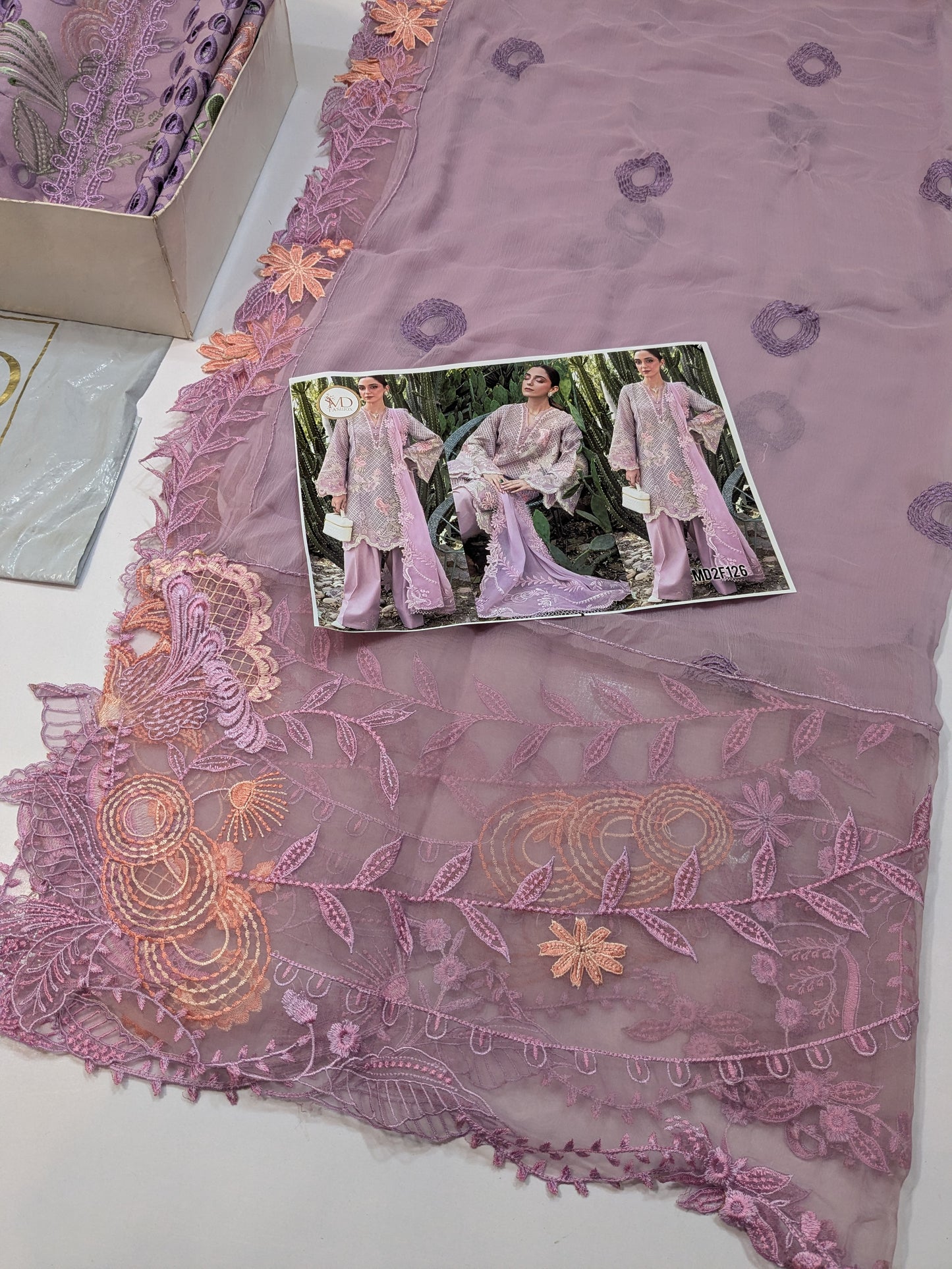 CRIMSON KASNI ONE TRUE LOVE LUXURIOUS LAWN