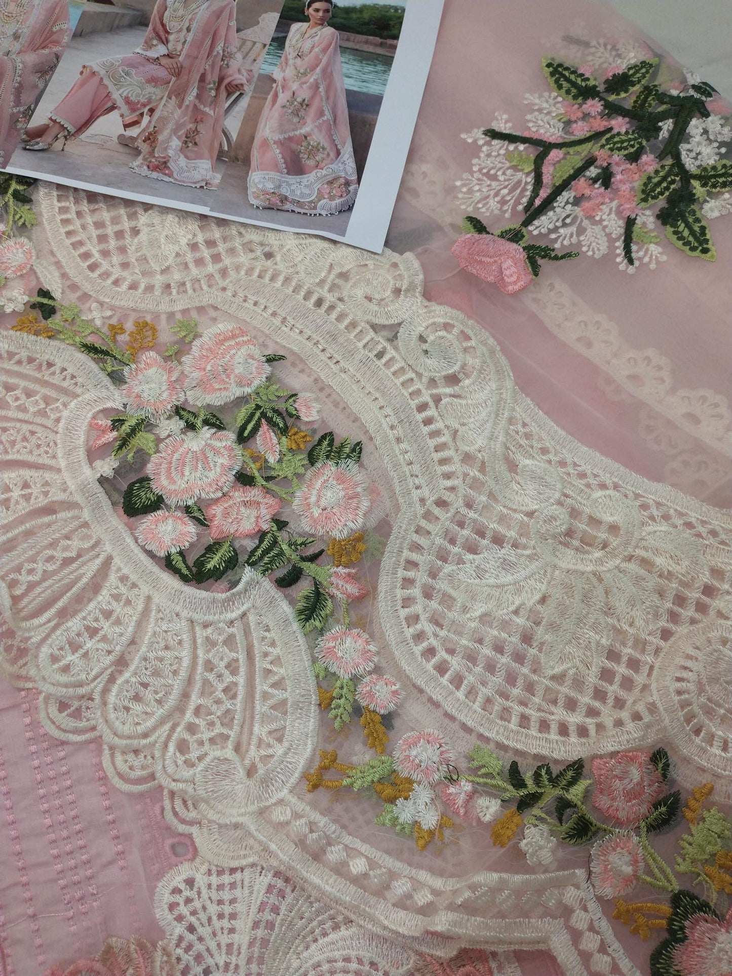 CRIMSON ROSE LUXURIOUS CHIKENKARI LAWN