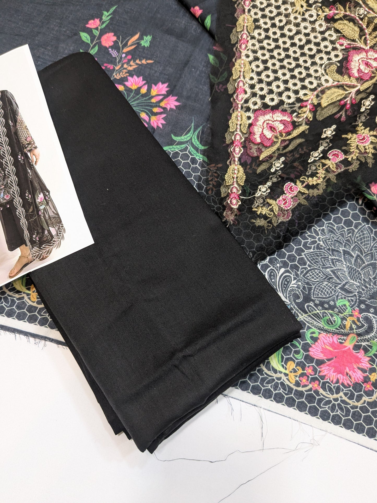 QALAMKAR RIDA BLACK QPRINT EMBROIDERED LAWN