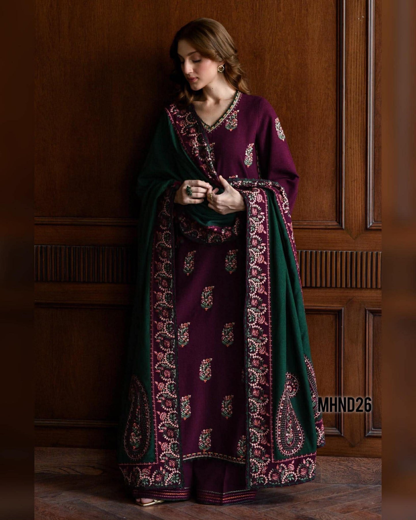 BATIK LUXURIOUS COTTON EMBROIDERED UNSTICH