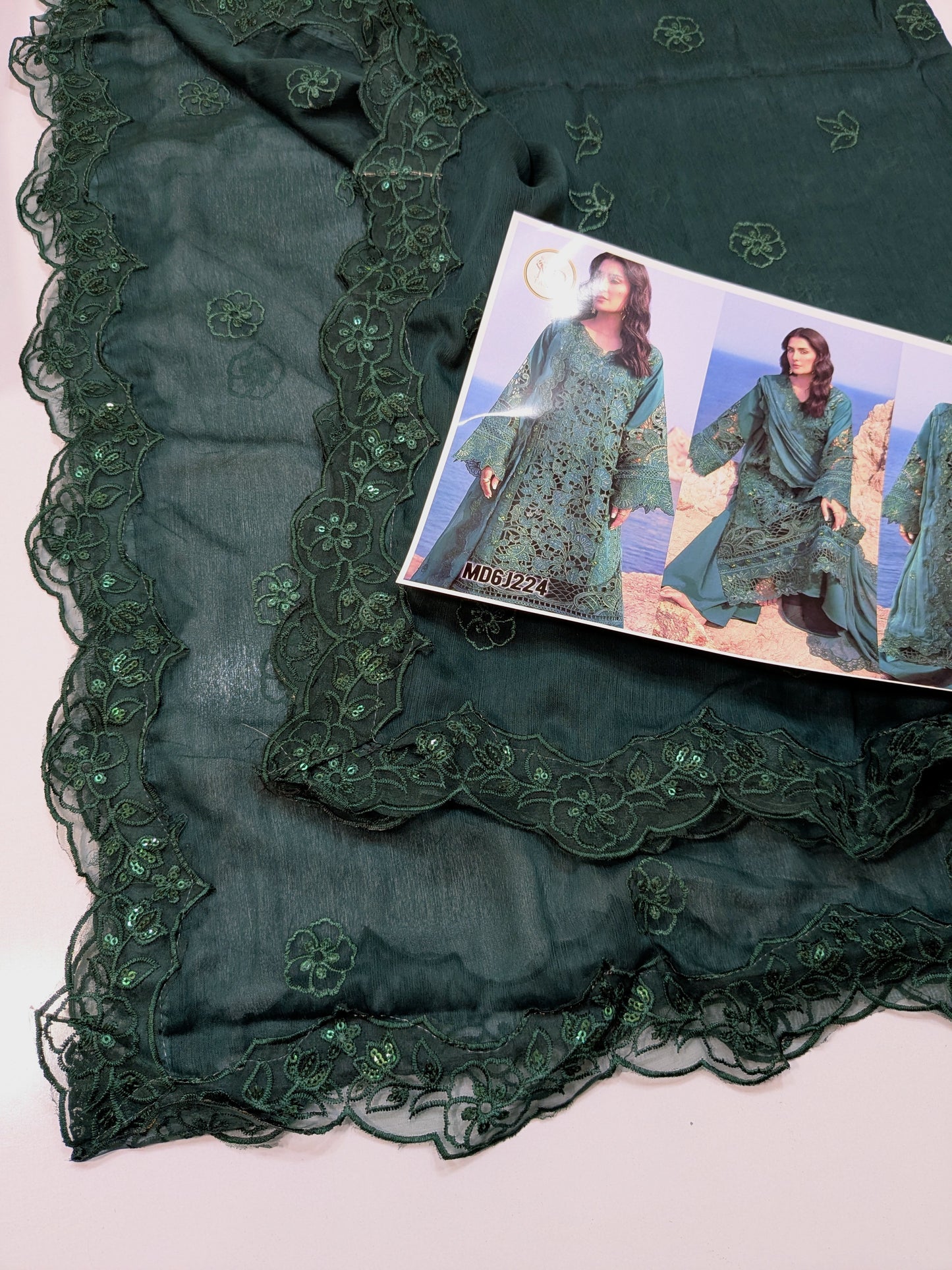 MAHNUR GREEN LUXURIOUS CHIKENKARI LAWN
