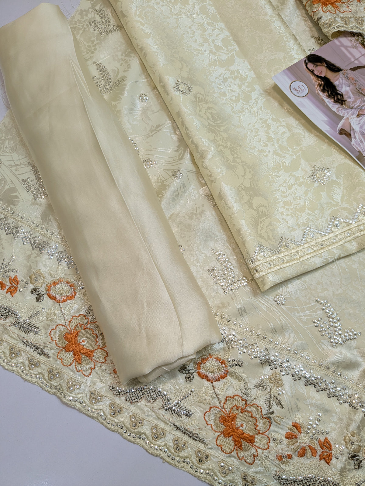 ZARQÉ Ivory Damask Silk Suit with Pure Chiffon Dupatta