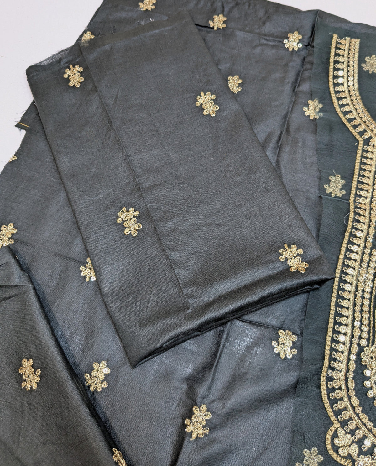 MAHIRA 02 CHARCOAL GREY LAWN COTTON