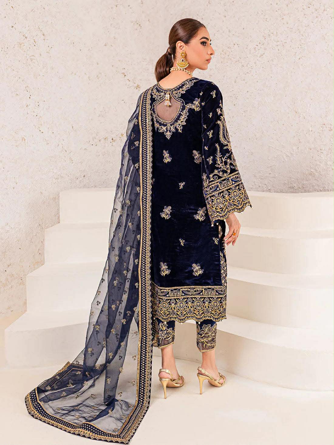 GULAAL INSIYA HAND EMBELLISHED BLUE VELVET 3PC