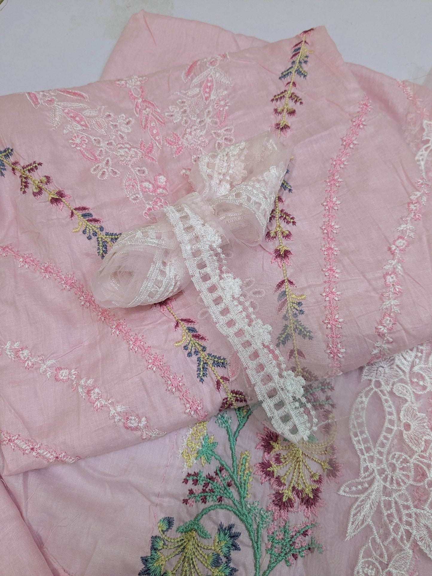 MUSHQ AMMARA CHIKENKARI LAWN EMBROIDERED