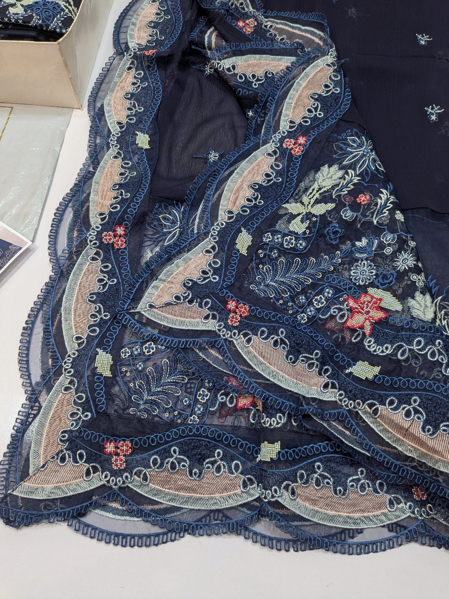 QALAMKAR ESMA SAHIL LUXURIOUS LAWN