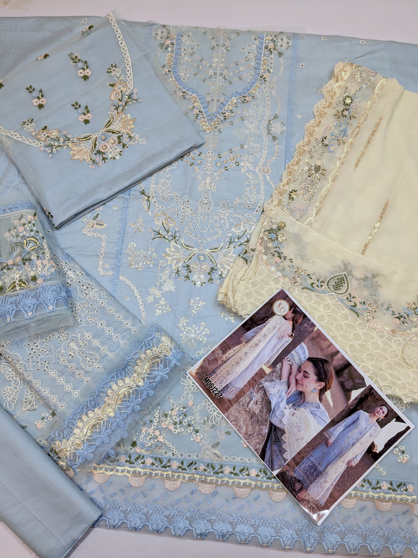 QALAMKAR FIRUZE CHIKANKARI LUXURY EMBROIDERED LAWN