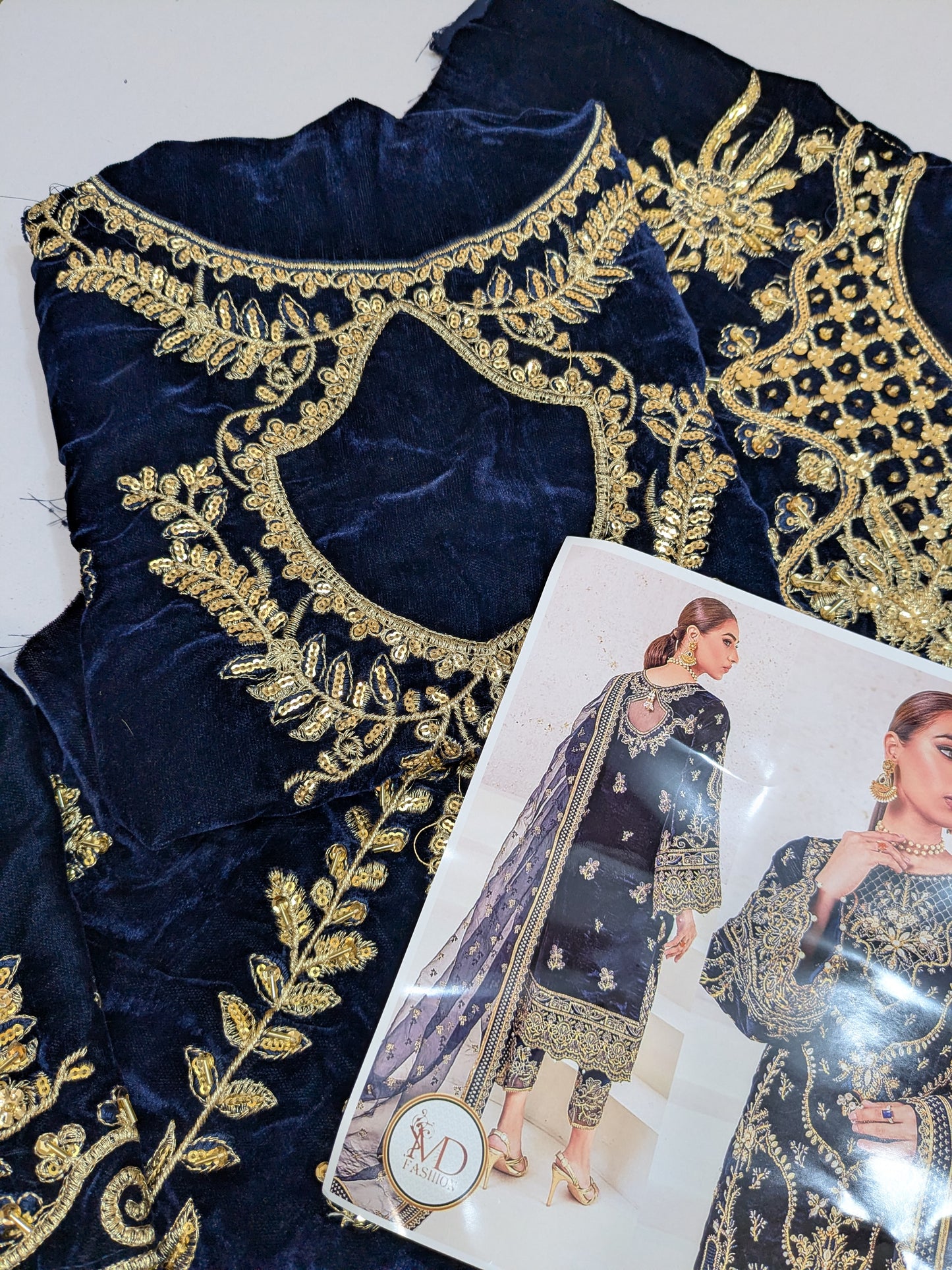 GULAAL INSIYA HAND EMBELLISHED BLUE VELVET 3PC