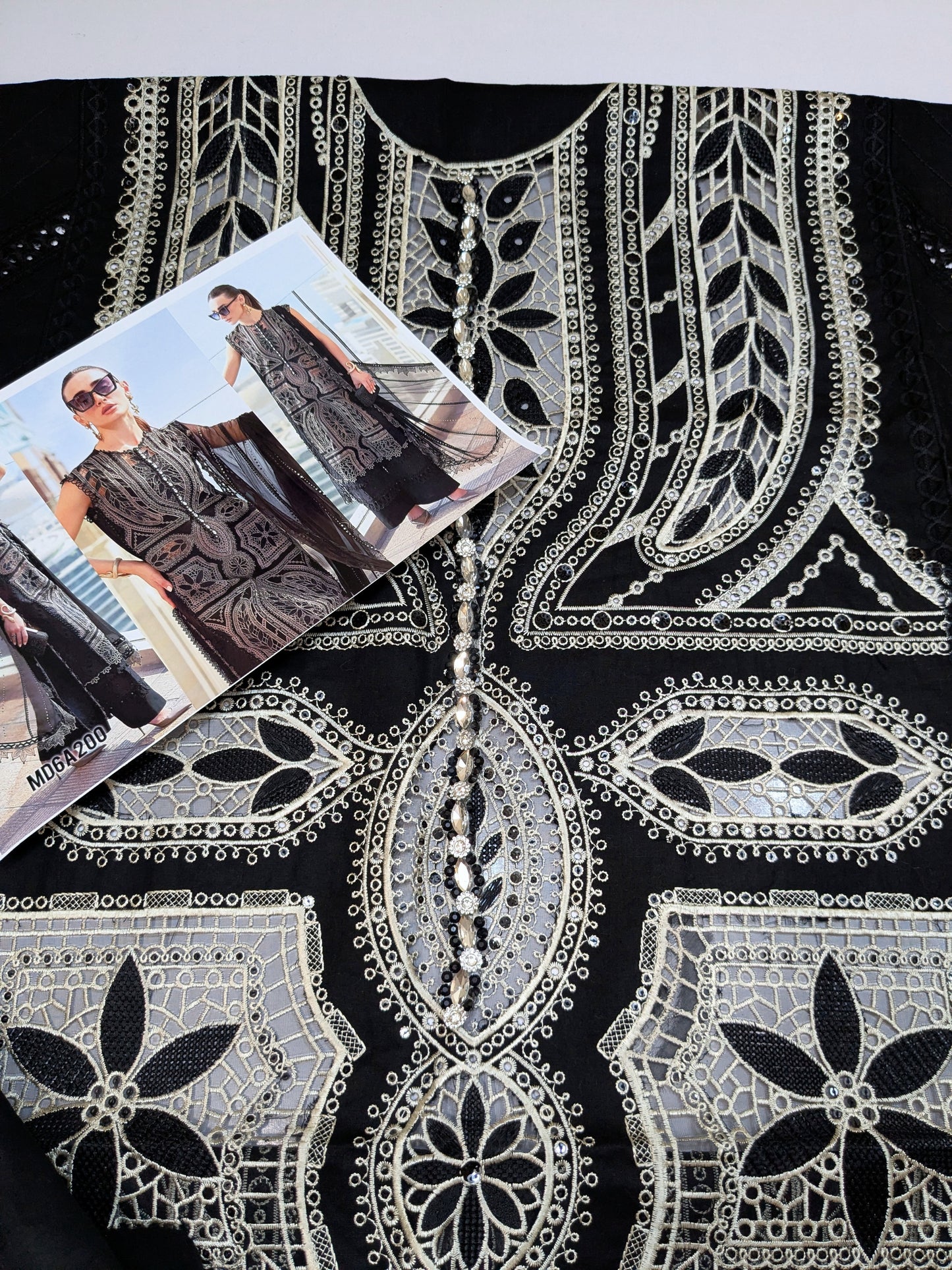 MARIA B LUXURIOUS LAWN BLACK 8B