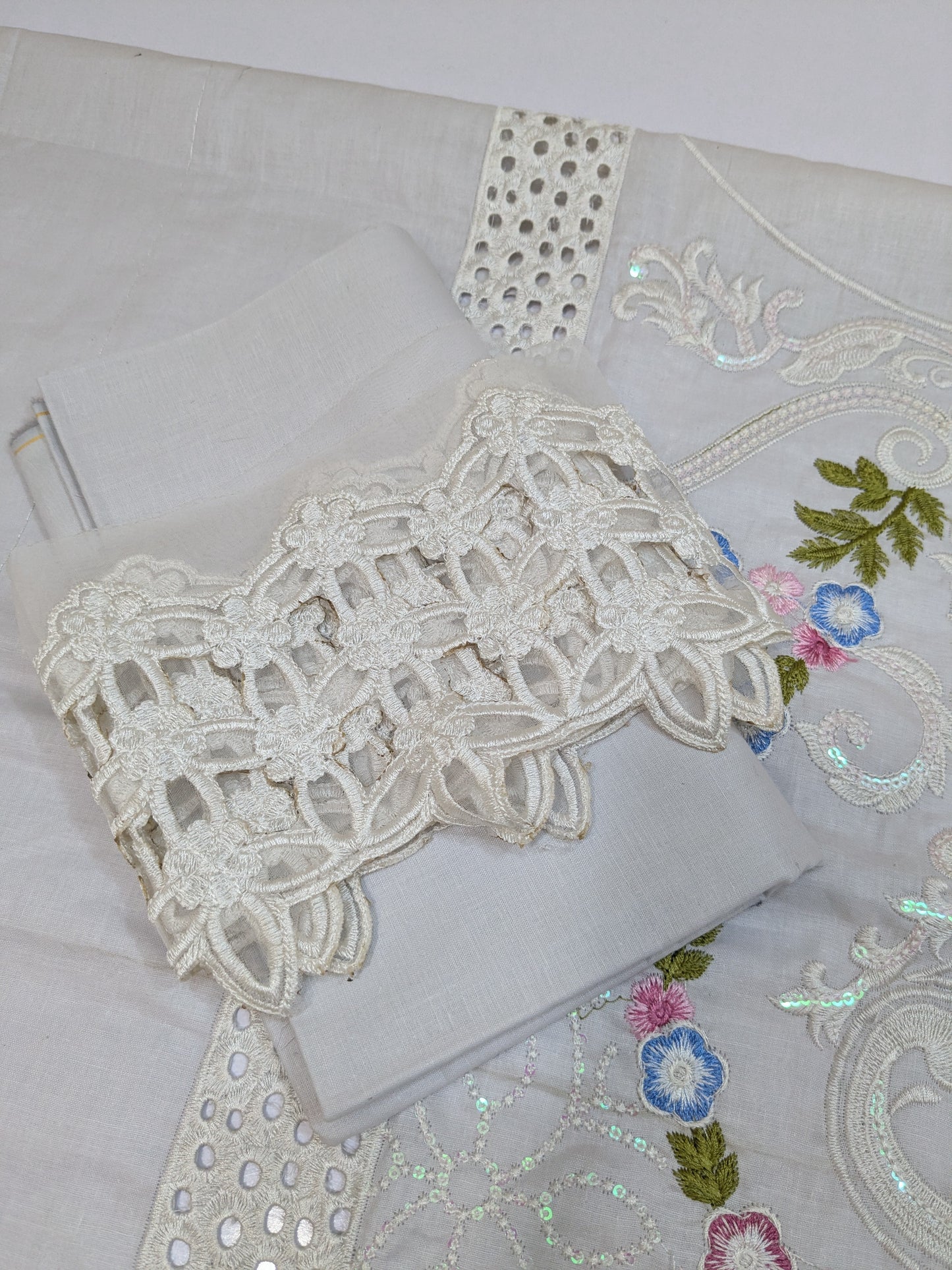 PARISHAY SYRA PEARL WHISPER LUXURY LAWN