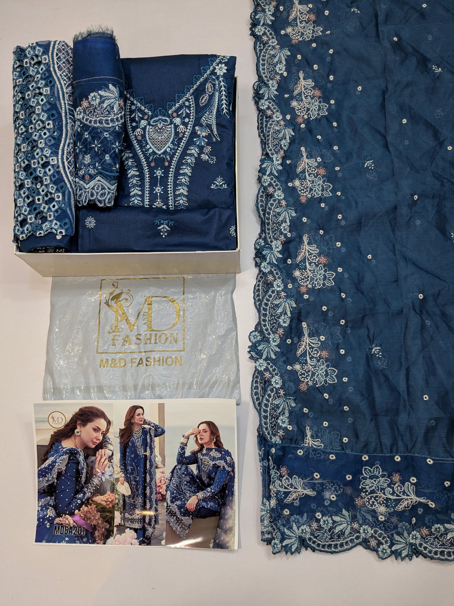 QALAMKAR AURORA LUXURIOUS CHIKENKARI LAWN