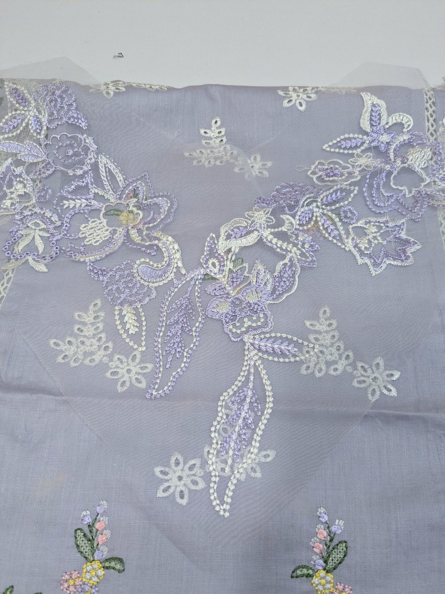 QALAMKAR EVELYN LUXURY EMBROIDERED LAWN