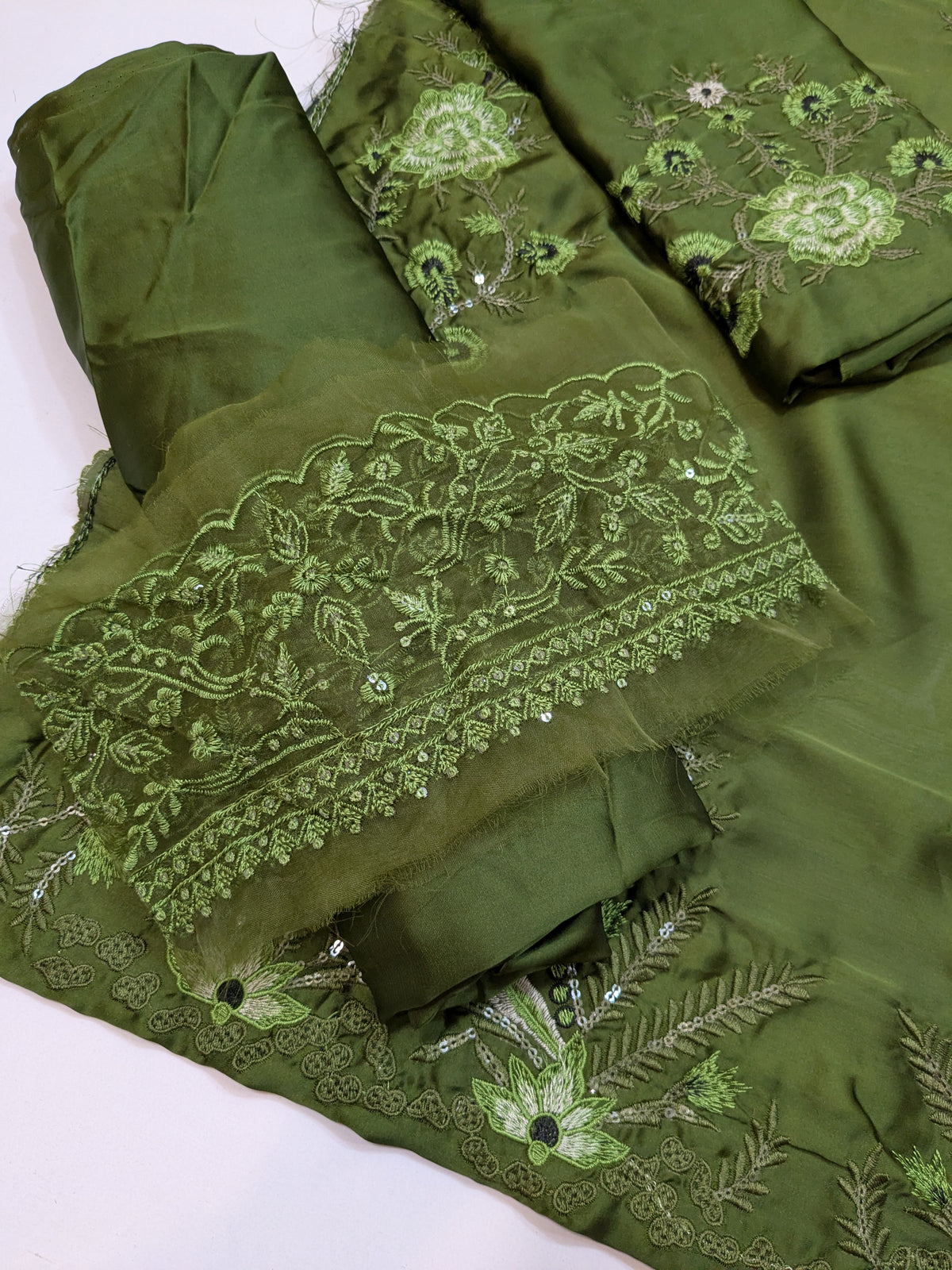 MAHIRA NOOR SILK GREEN EMBROIDERED 3PCS