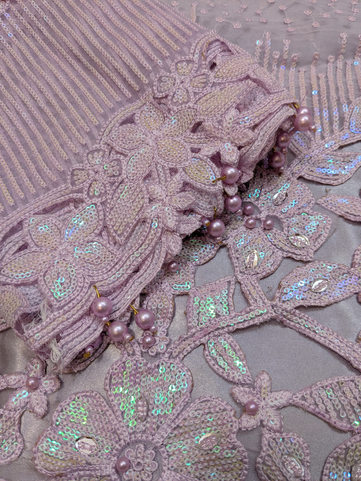 BAROQUE PEARL LAVENDER ORGANZA EMBROIDERED