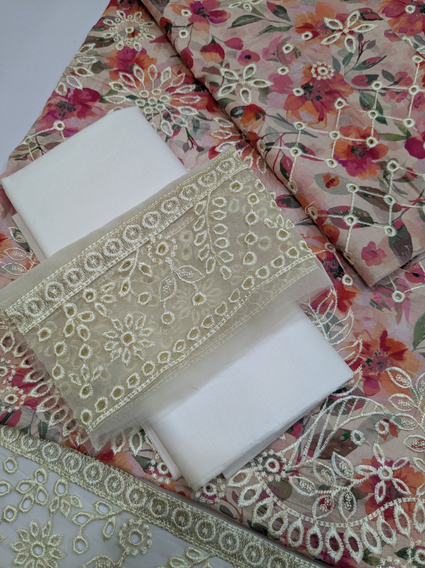 NEESHAY LAWN PRINKARI EMBROIDERED 3ps