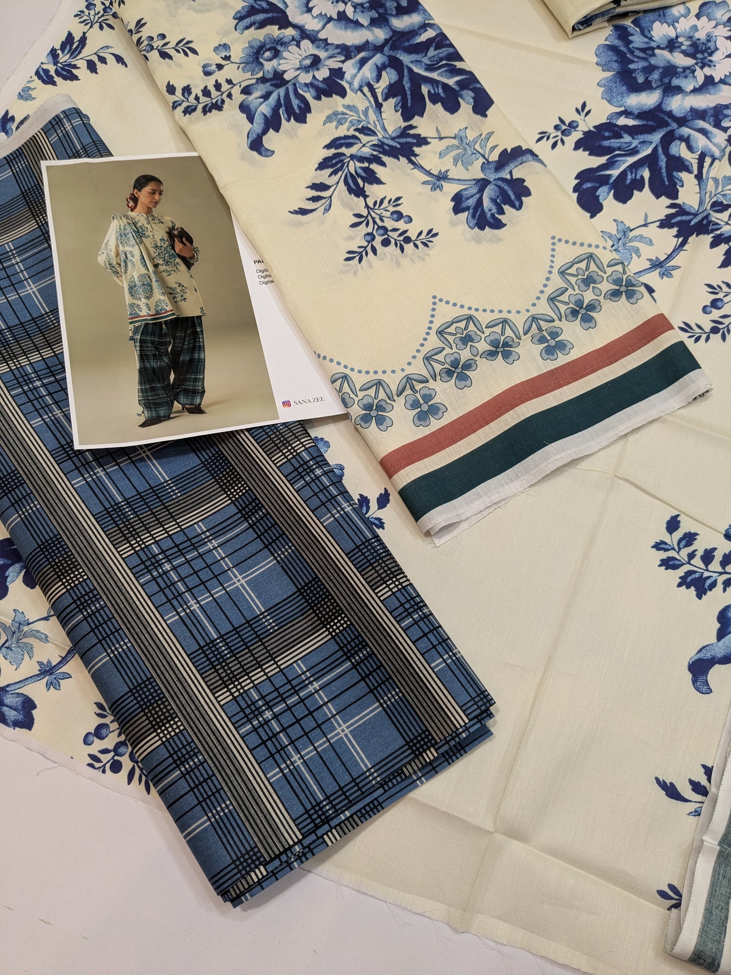 COCO BY ZARA SHAHJAHAN HUSHED DIGITAL PRINT LAWN DUPPATA