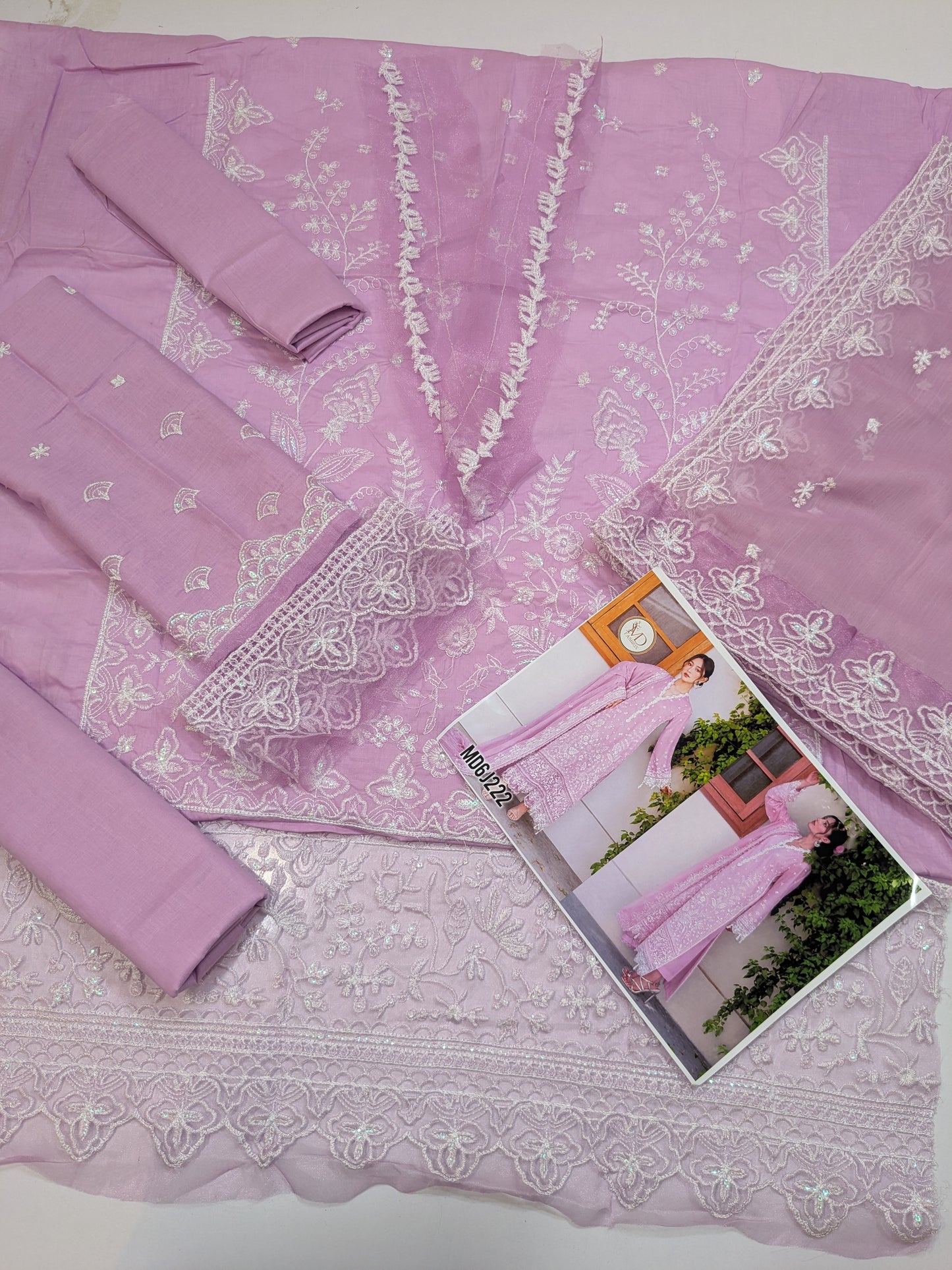 MAHIRA LUXURY LAWN PINKISH MOUVE WITH WHITE EMBROIDERY